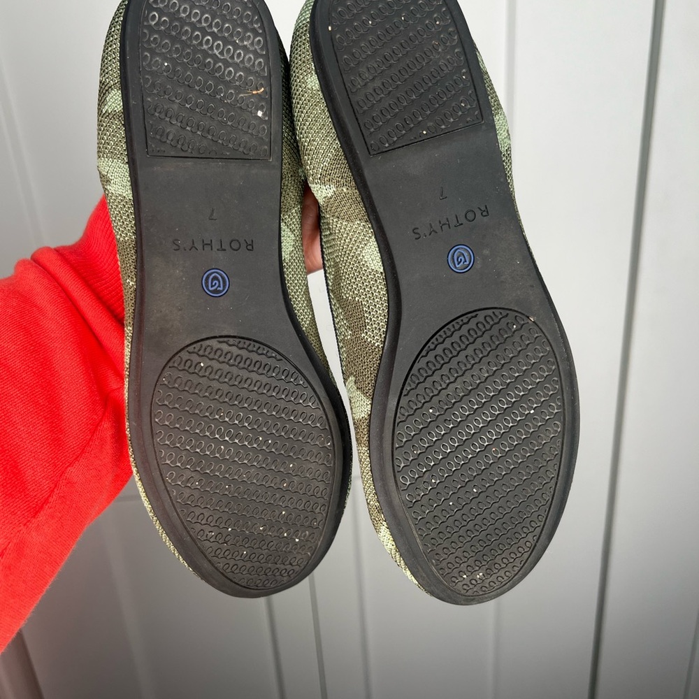 Rothy's Green Camo The Loafer Flat Shoe Women's Size 7 - Picture 5 of 6